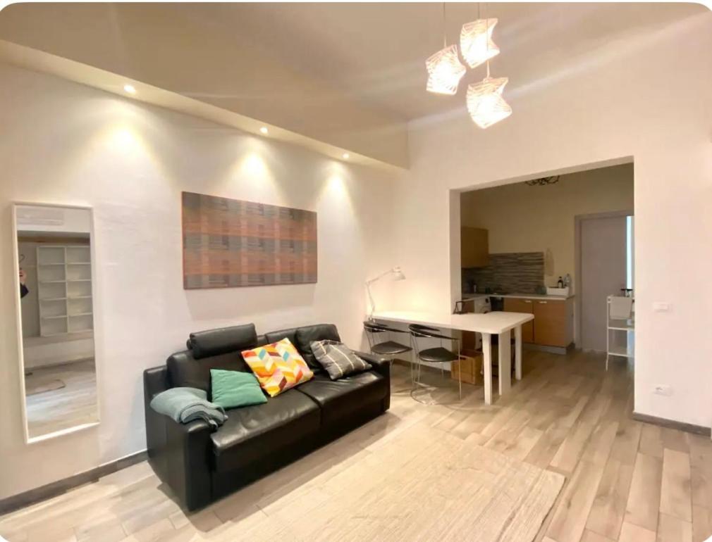 Cosy Modern Flat Private Patio Lägenhet Florens Exteriör bild