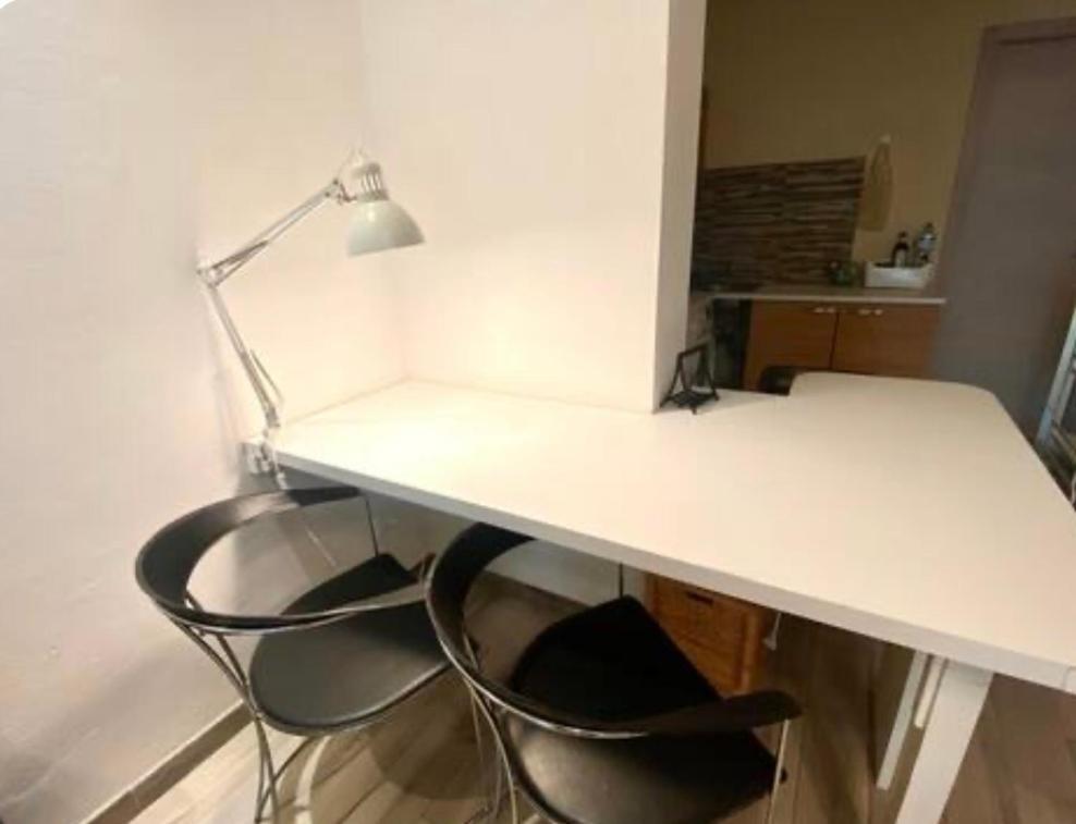 Cosy Modern Flat Private Patio Lägenhet Florens Exteriör bild